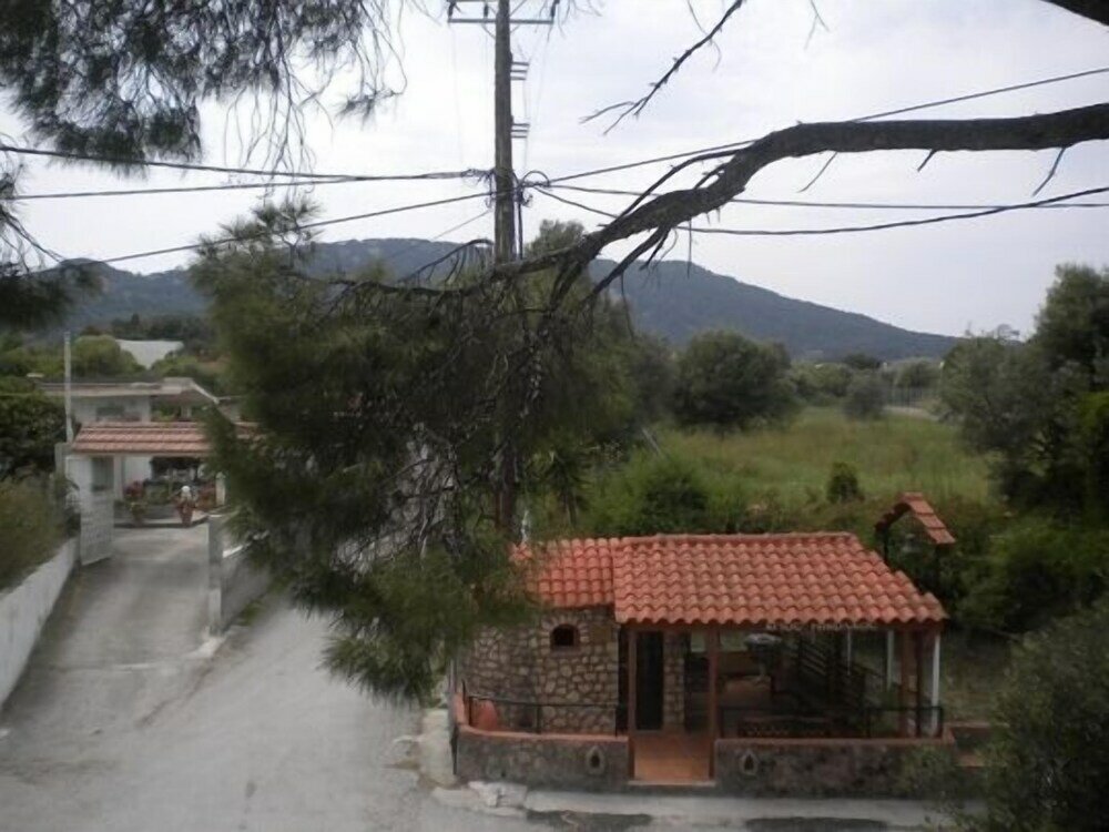 Фото Pyrgos Luxury Country Home