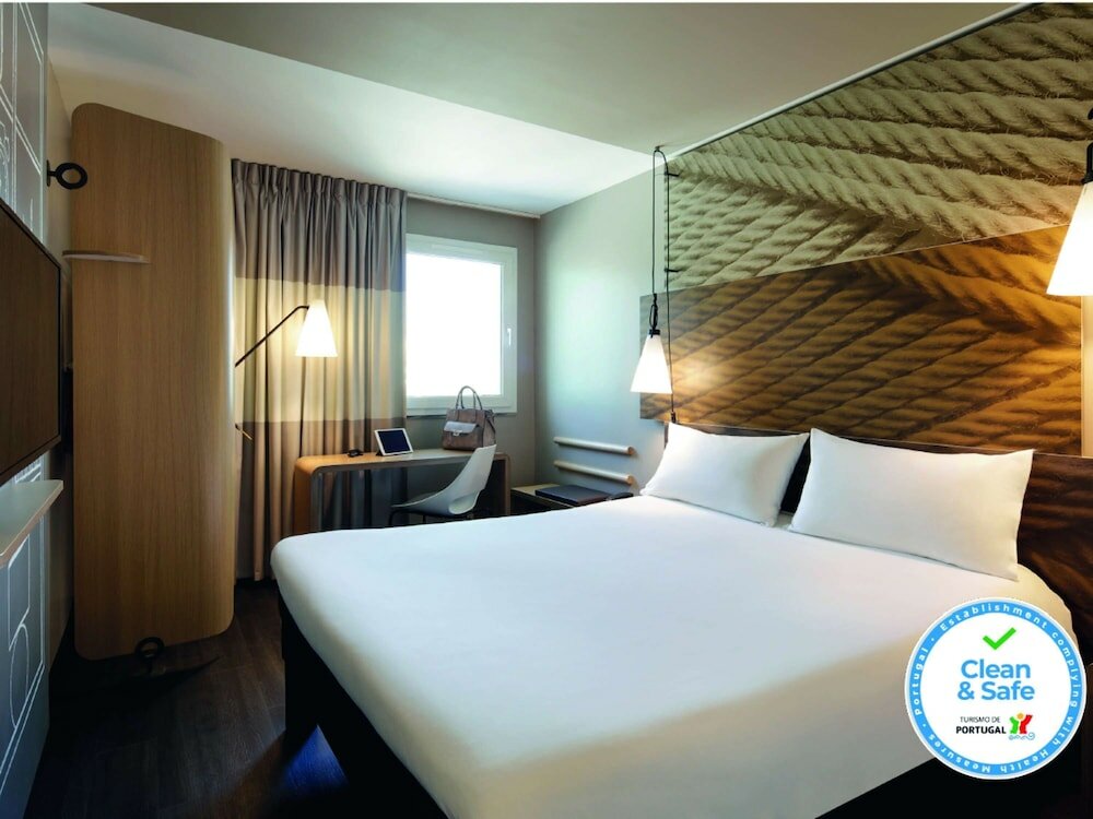 Фото Ibis Coimbra Centro