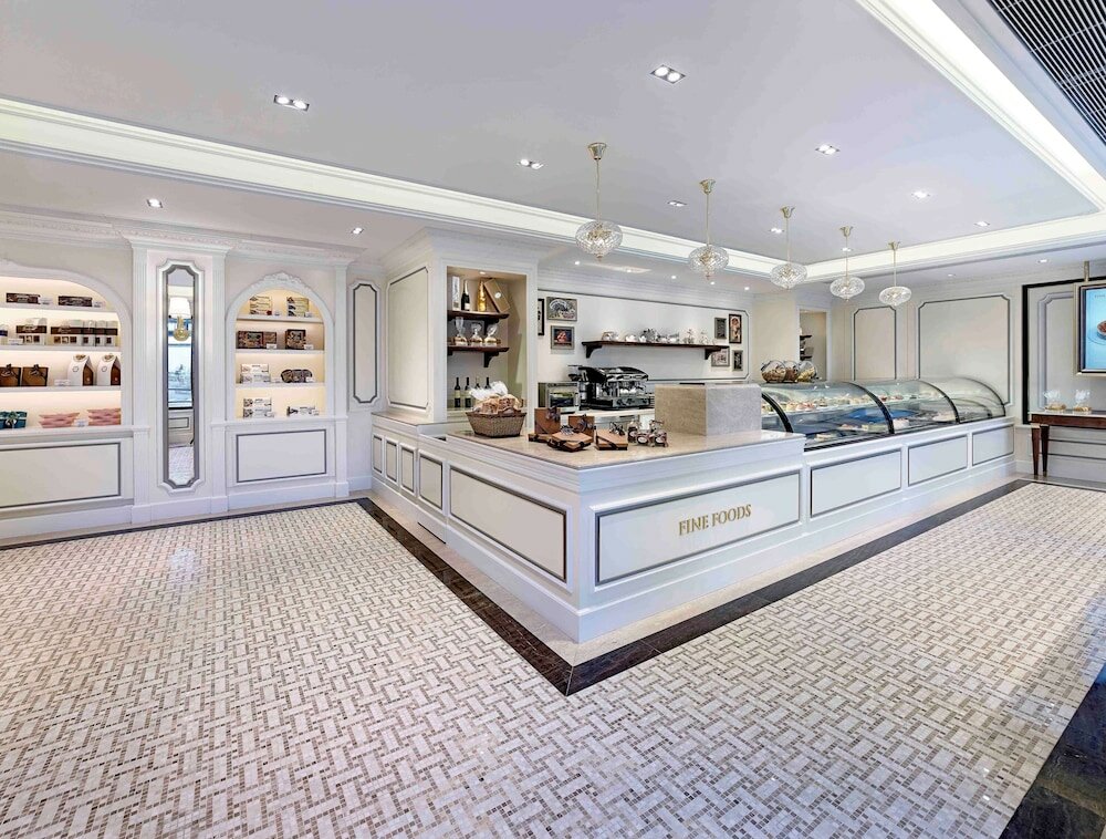 Фото The Royal Garden