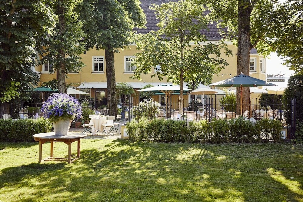 Фото Hotel Gutsgasthof Stangl