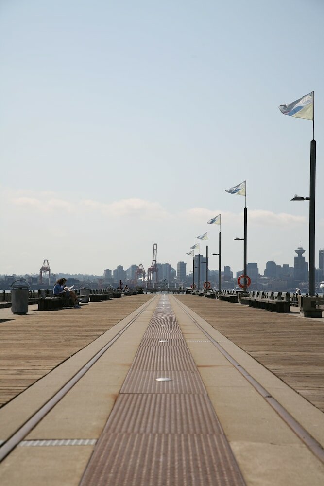 Фото Pinnacle Hotel at the Pier