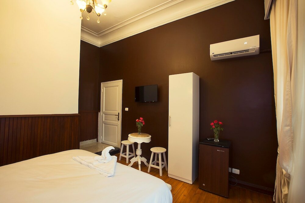 Фото Tahrir Plaza Suites