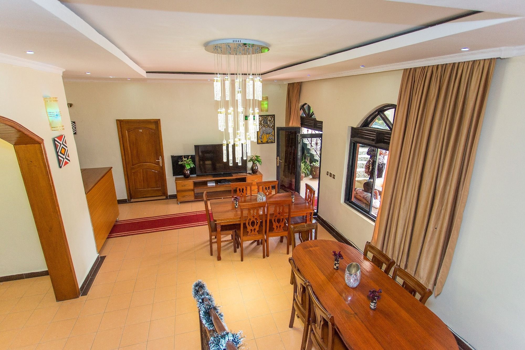 Фото N G Residence