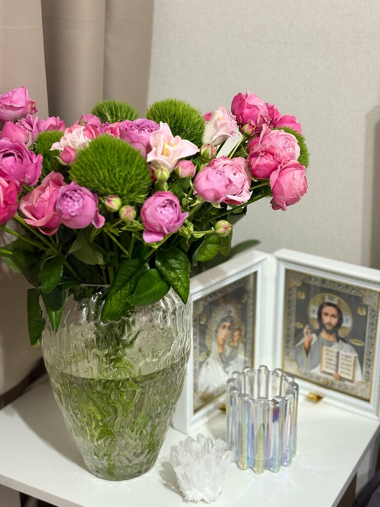 Вивея Собирова