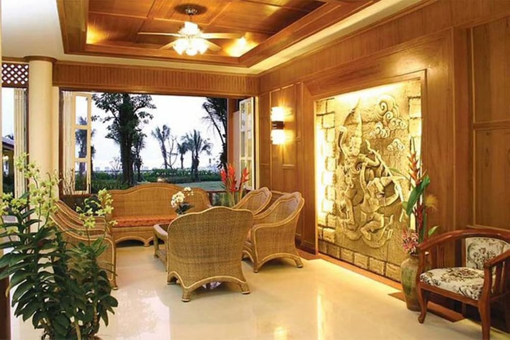 Фото Lanta Casuarina Beach Resort