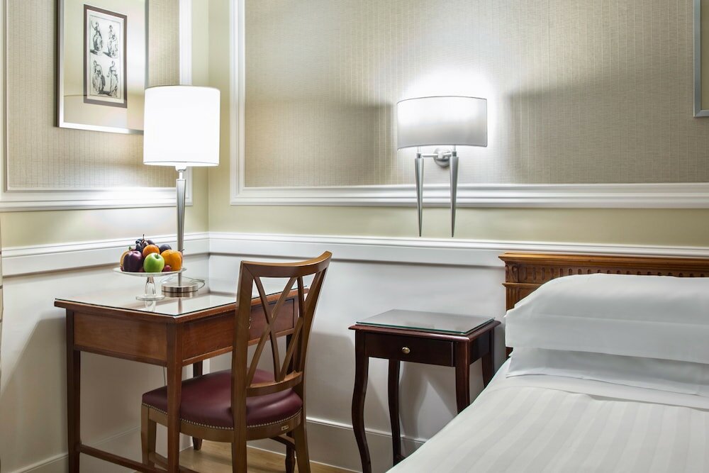 Фото Rome Marriott Grand Hotel Flora