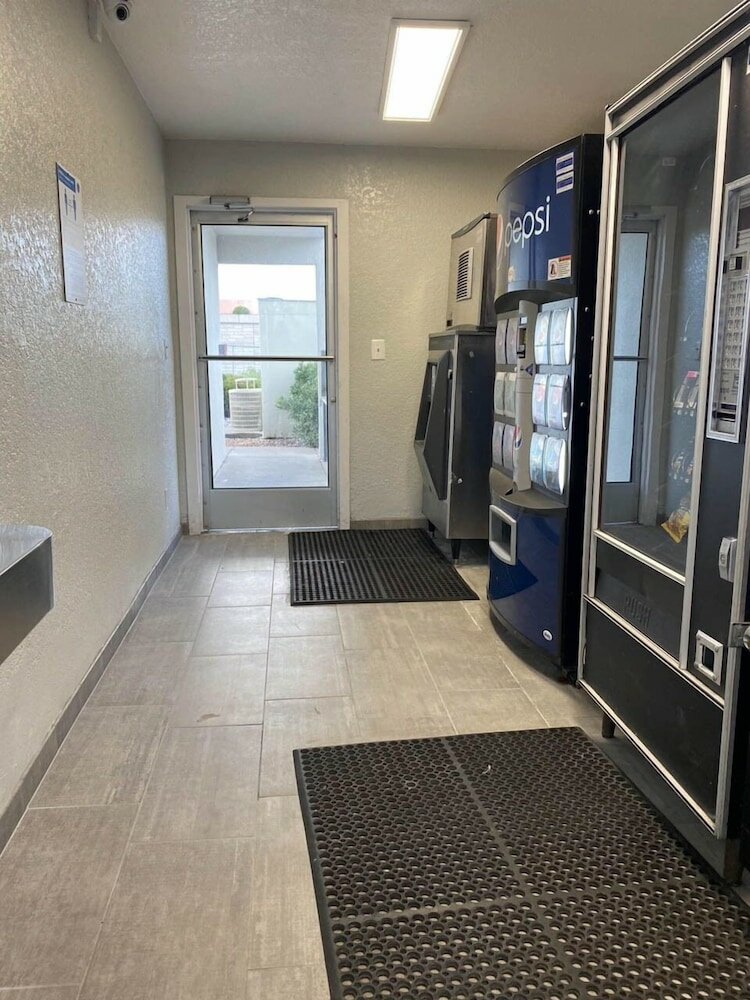 Фото Studio 6 Albuquerque, Nm – Midtown