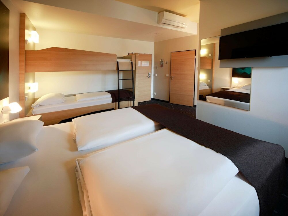 Фото B&b Hotel Jena