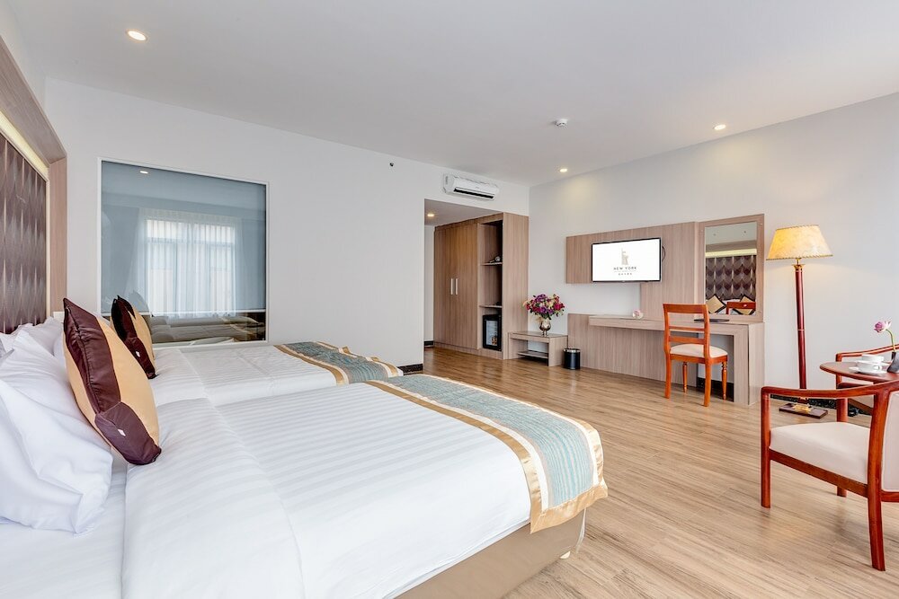 Фото New York Hotel