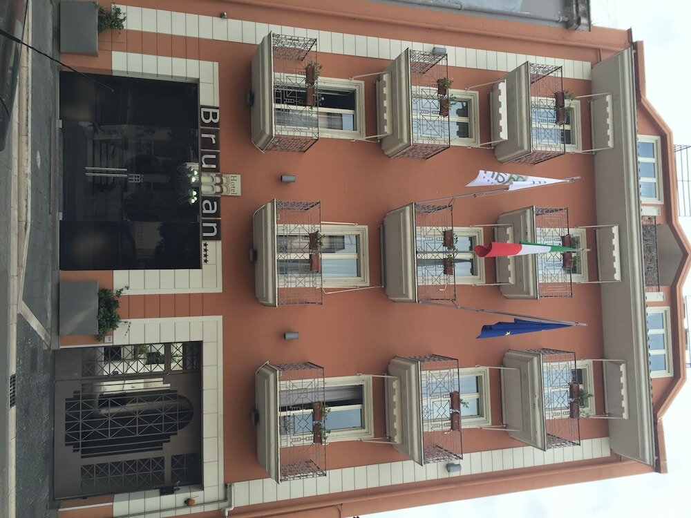 Фото Hotel Bruman Caserta