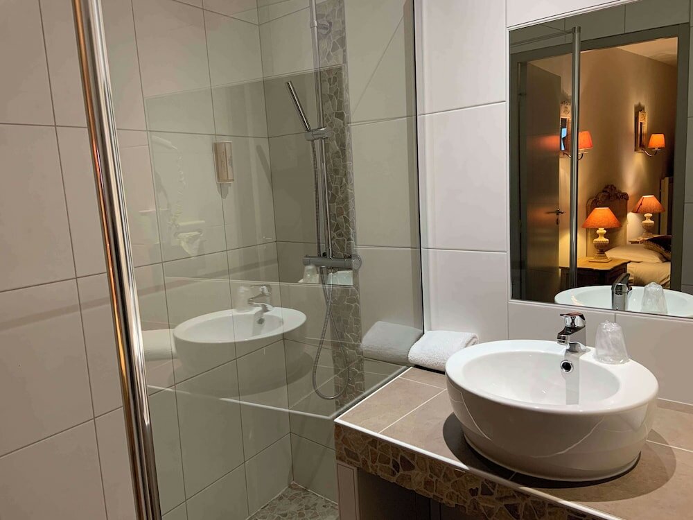 Фото Brit Hotel Bristol Montbéliard