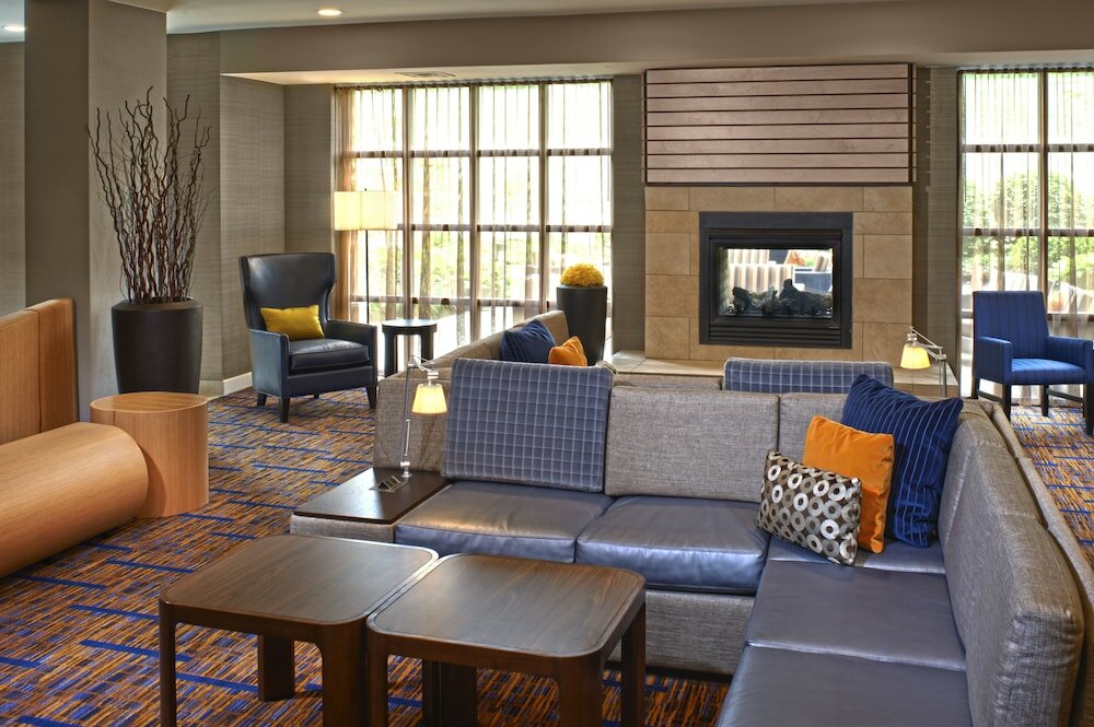 Фото Courtyard by Marriott Cincinnati-Covington