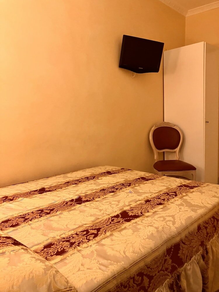 Фото Hotel Erdarelli