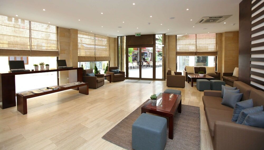 Фото Centrum Hotel