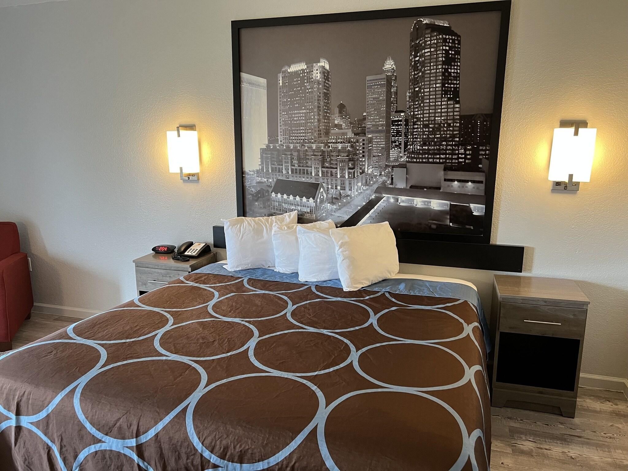 Фото Super 8 by Wyndham Clemmons/Winston-Salem Area I-40