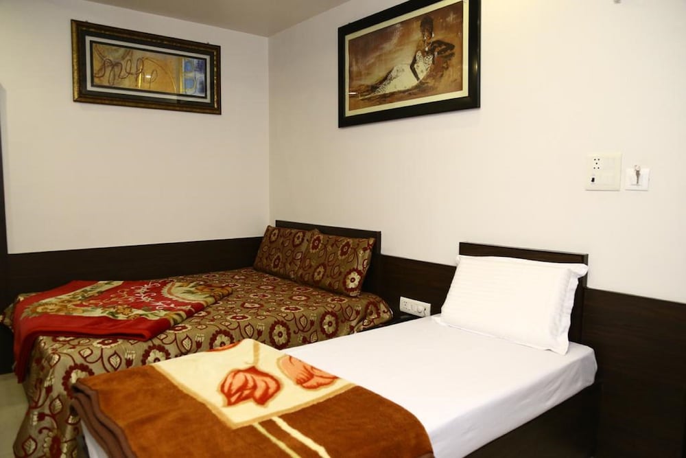 Фото Hotel Abhinandan Inn Jaipur