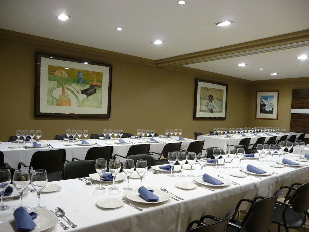 Фото Hotel Sercotel Ciudad de Oviedo