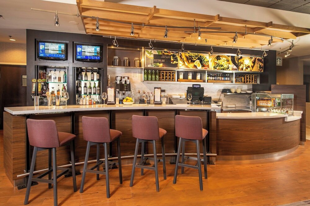 Фото Courtyard by Marriott Dulles Airport Herndon/Reston