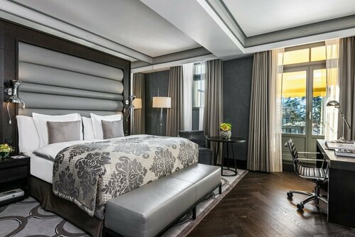 Внешний вид отеля Royal Savoy Hotel & SPA Lausanne в Лозанне, фото 4