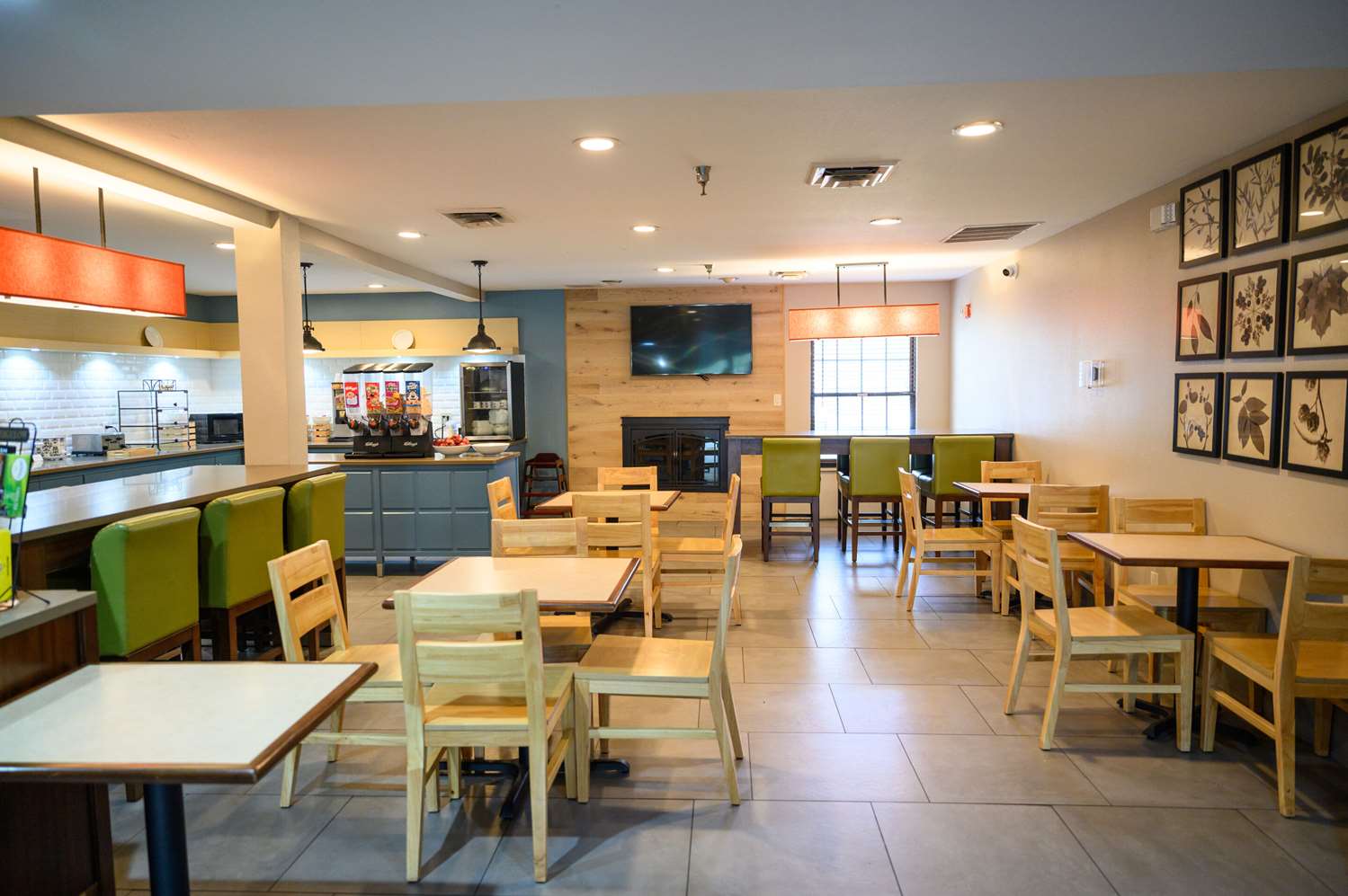 Фото Country Inn & Suites by Radisson Greenfield In