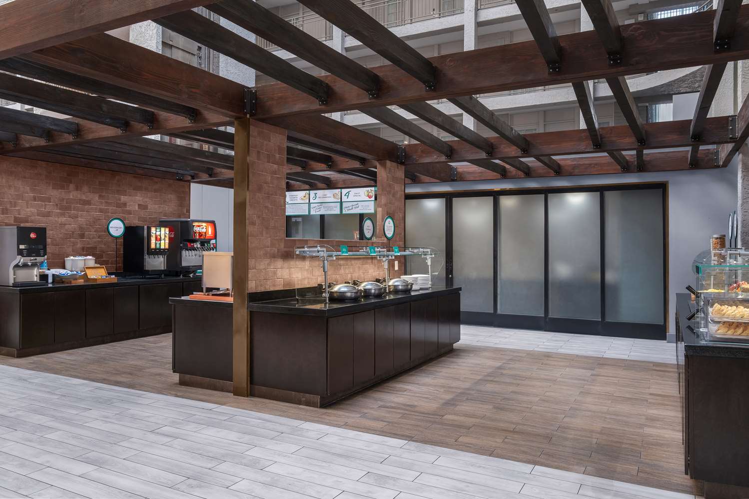 Фото Embassy Suites by Hilton El Paso