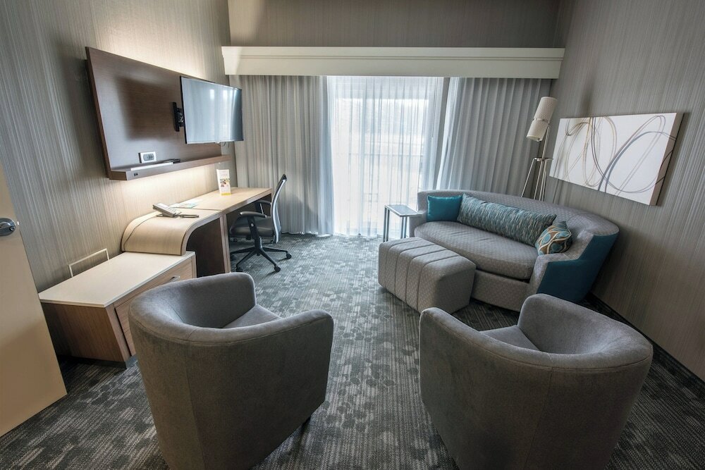 Фото Courtyard by Marriott Norwich