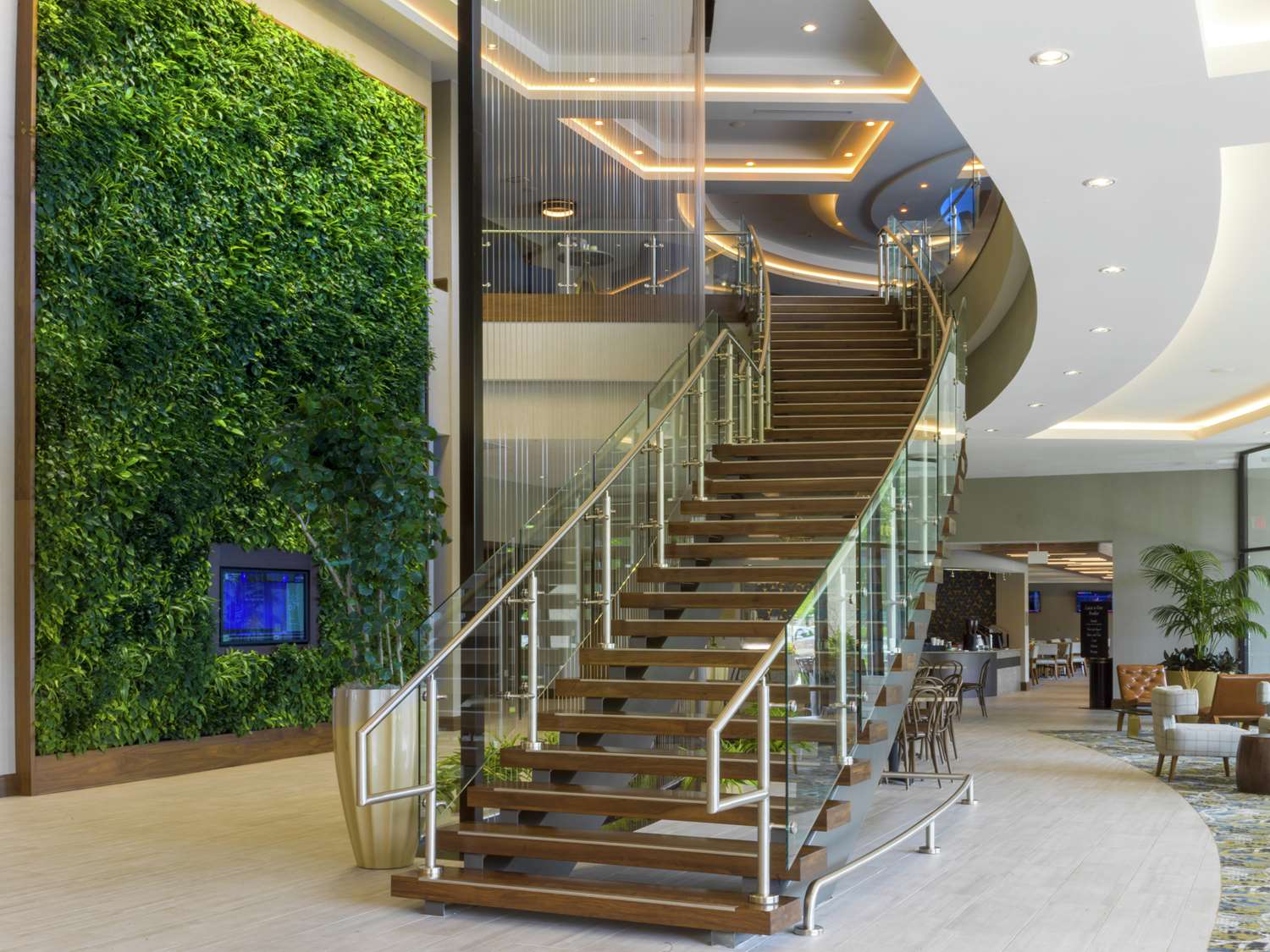 Фото Embassy Suites by Hilton Grand Rapids Downtown, Mi