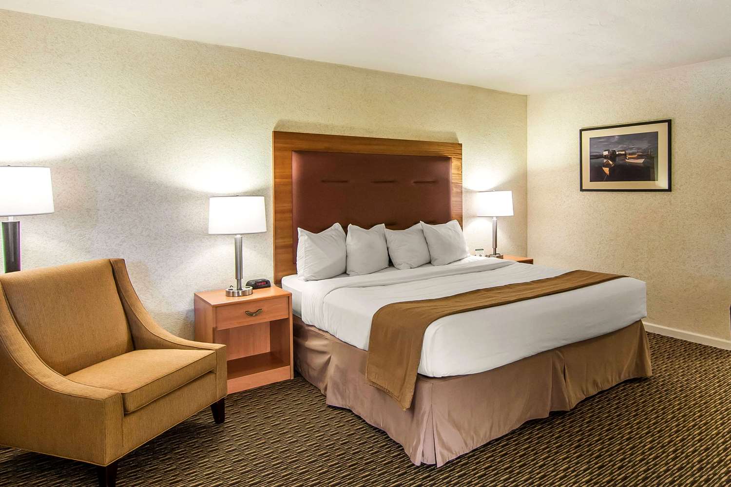 Фото Quality Inn & Suites at Coos Bay