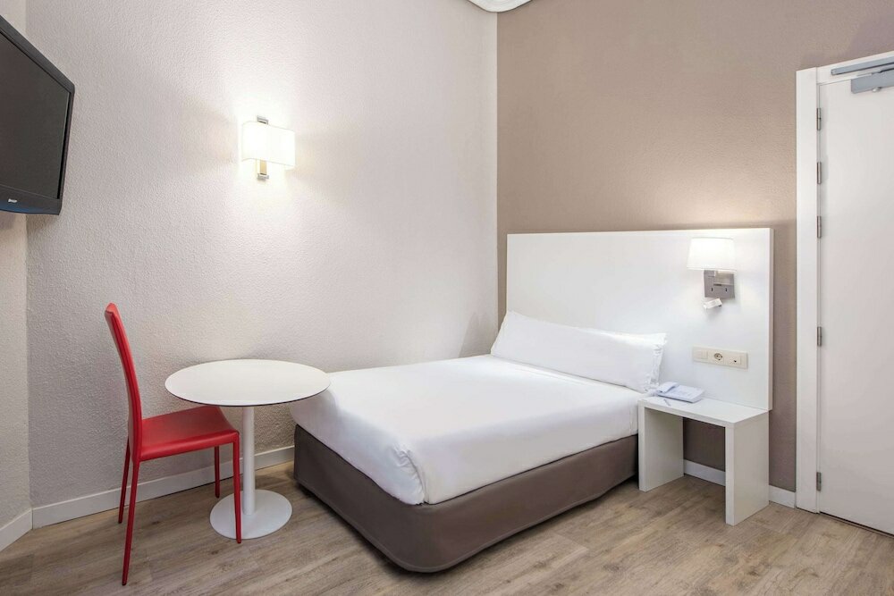 Фото Hotel Madrid Gran VIA 25 Affiliated by Meliá