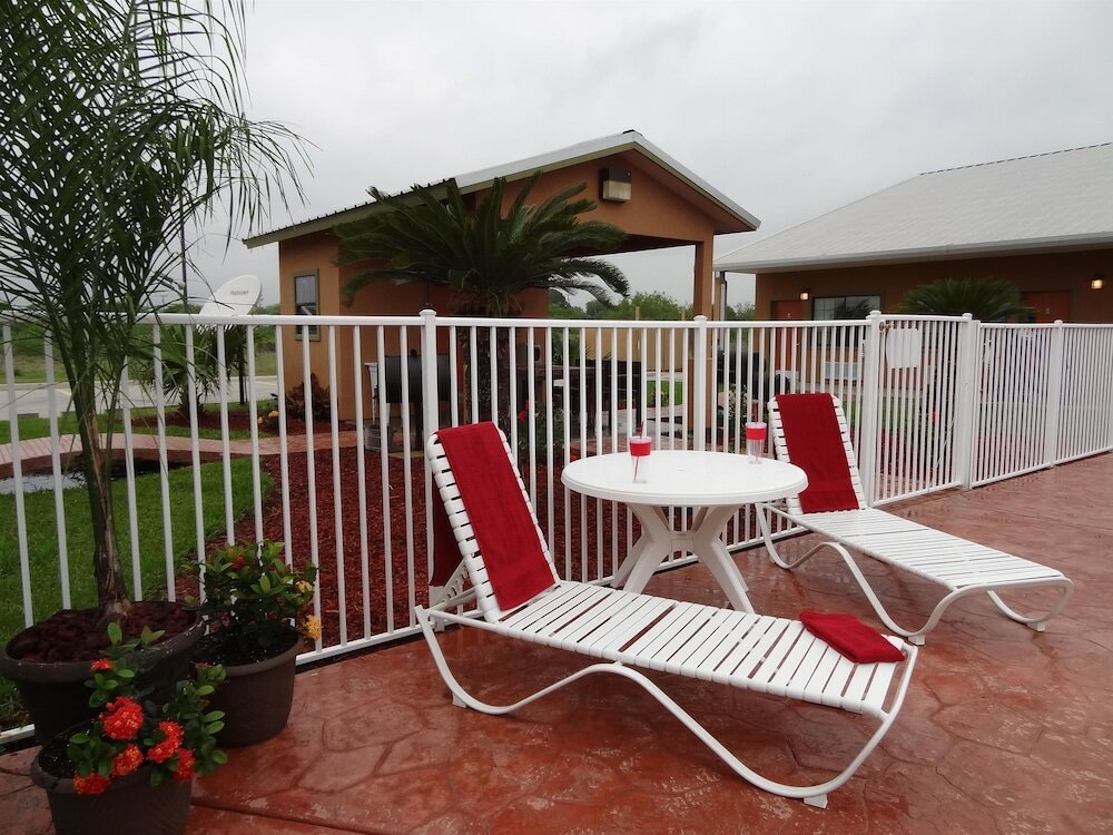 Фото Best Western Hebbronville Inn