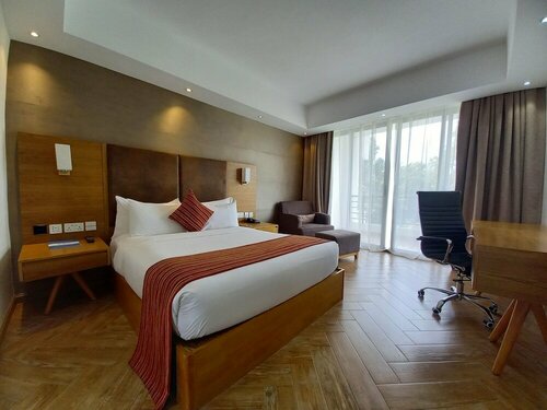 Гостиница The Alps Hotel в Накуру