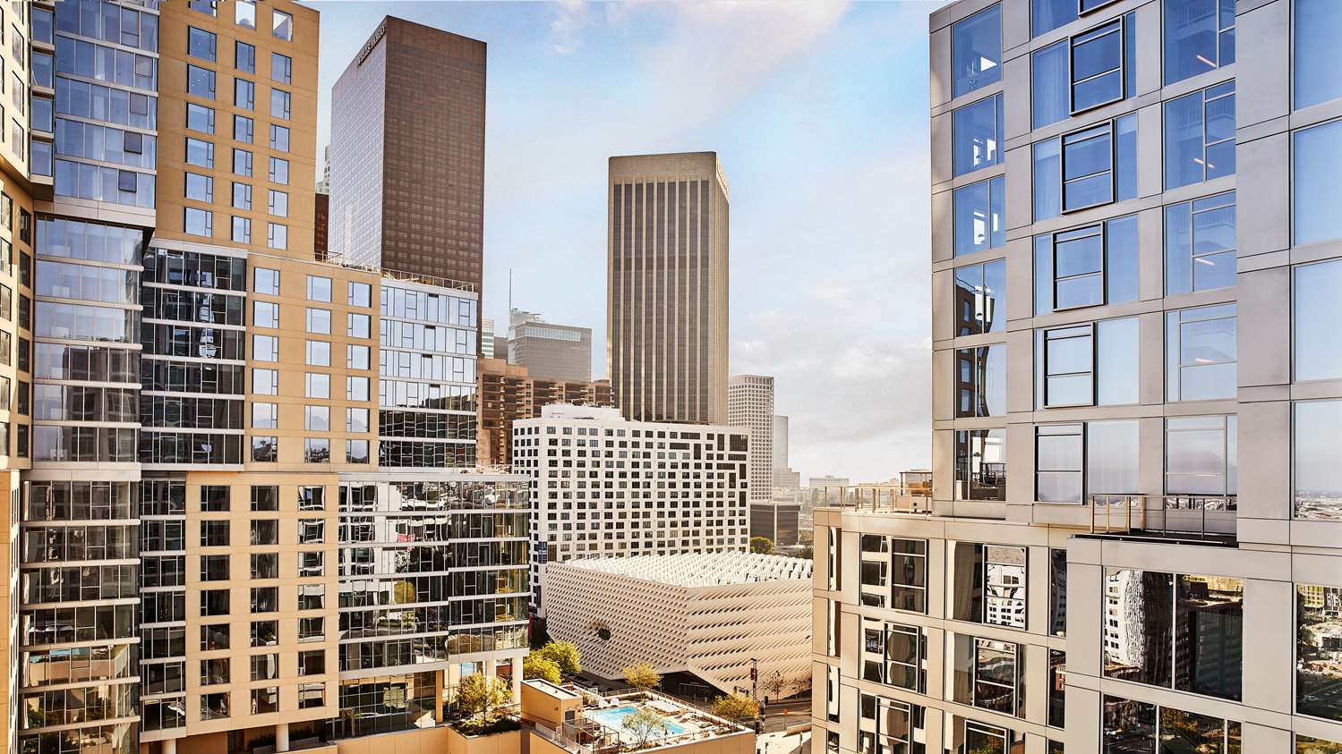 Фото Conrad Los Angeles