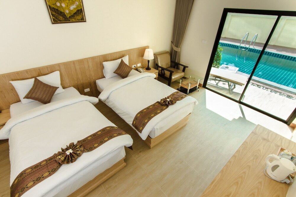 Фото Airport Beach Hotel Phuket