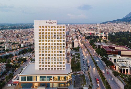 Гостиница DoubleTree by Hilton Manisa в Юнусэмре