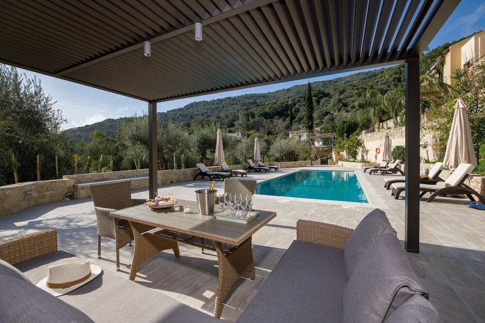 Фото Serenity River Villa