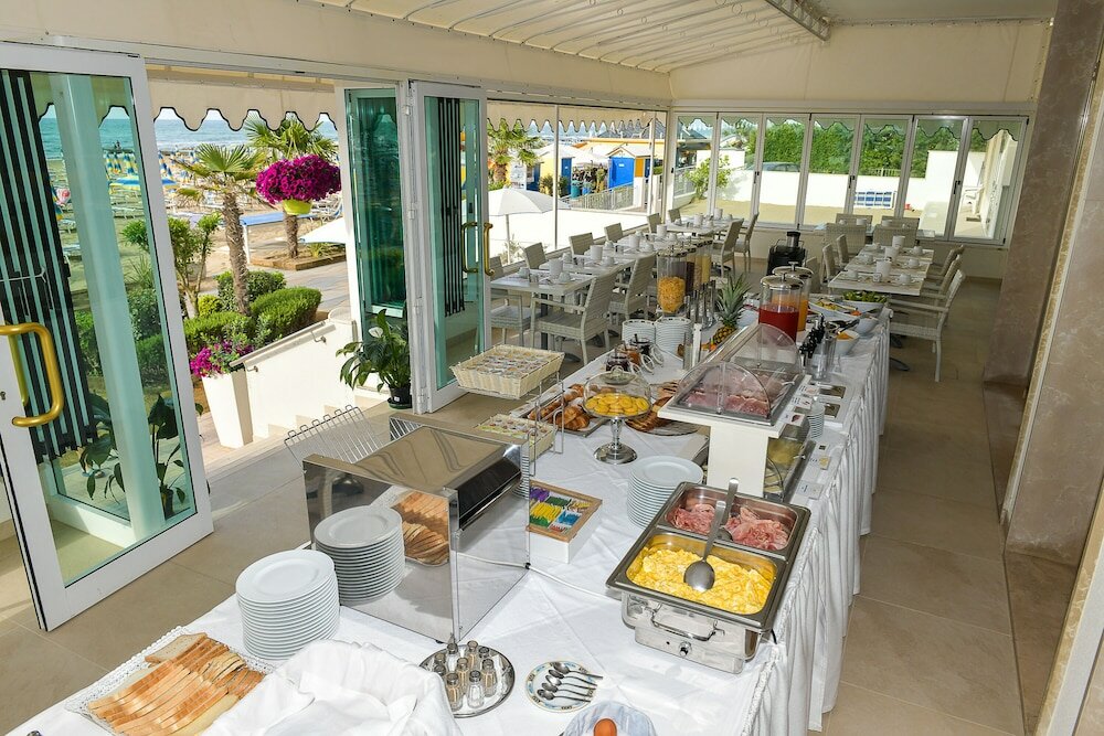 Фото Hotel Souvenir