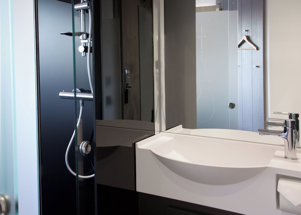 Фото The Z Hotel City