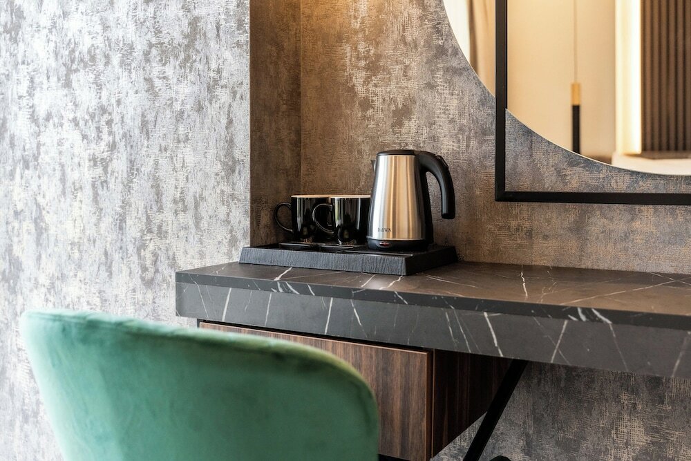 Фото Mirabilis Boutique Hotel