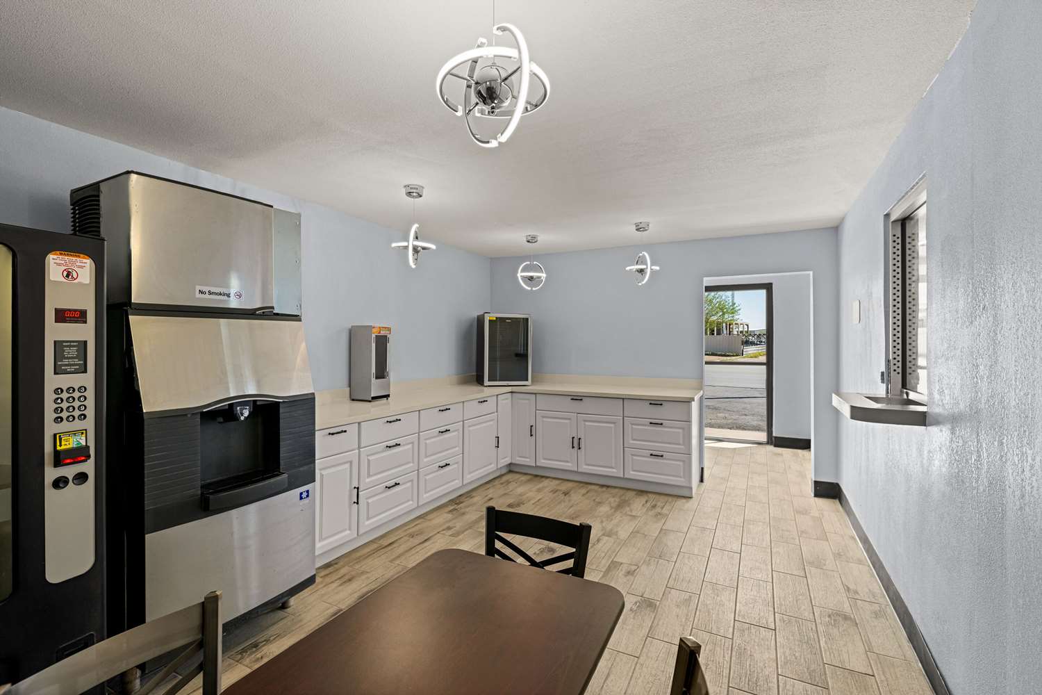 Фото Sure Stay by Best Western Midland Texas