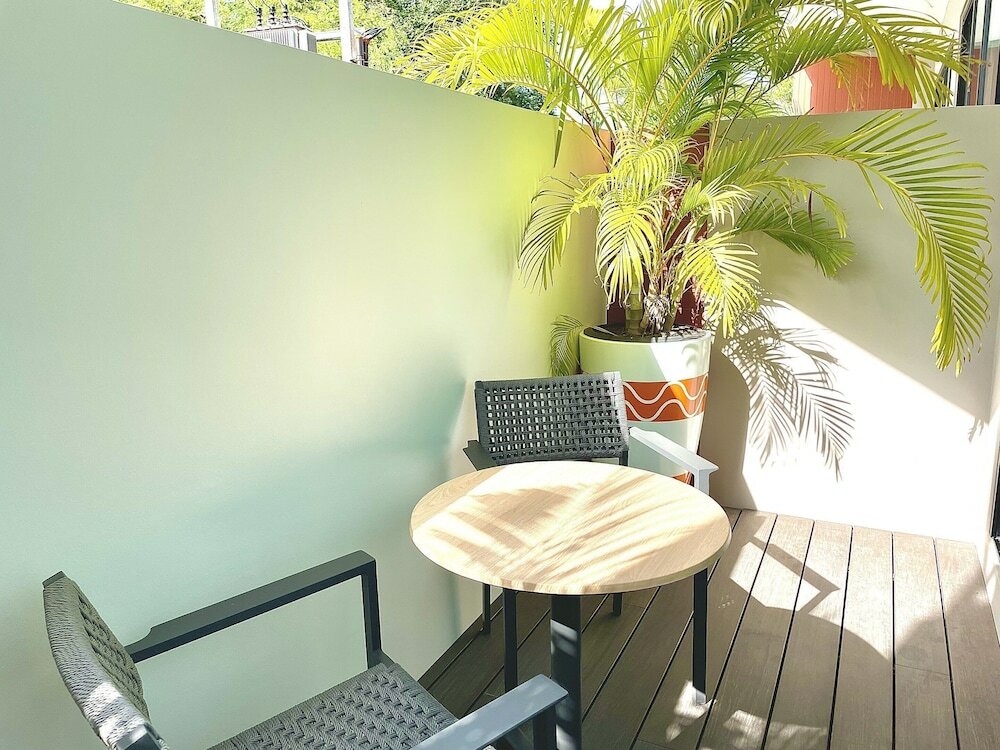 Фото The Poem Hotel