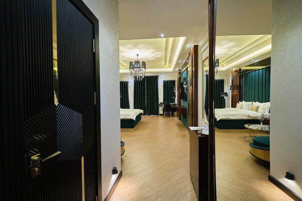 Фото East Star Hotel