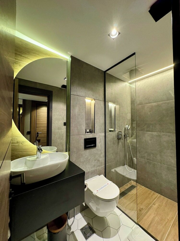 Фото Lumiere Hotel