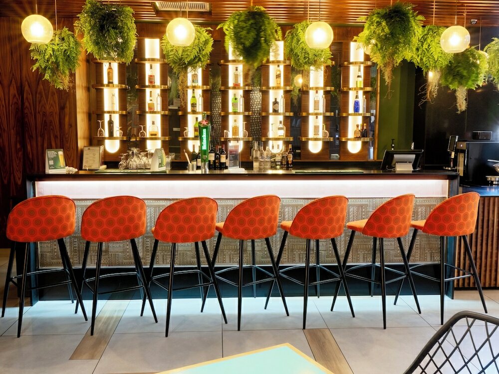 Фото Signature Lux Hotel, by Onomo