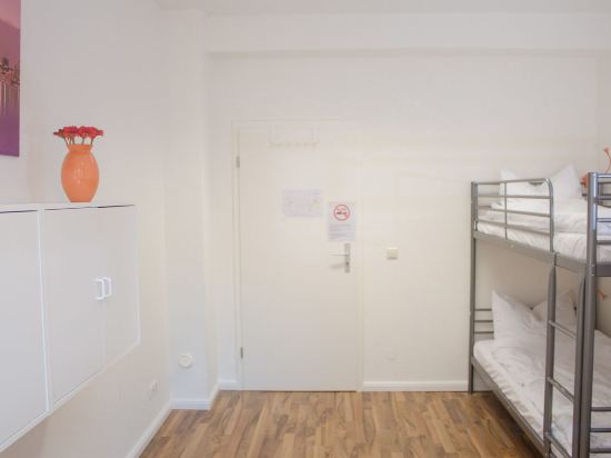 Фото Mac City Hostel