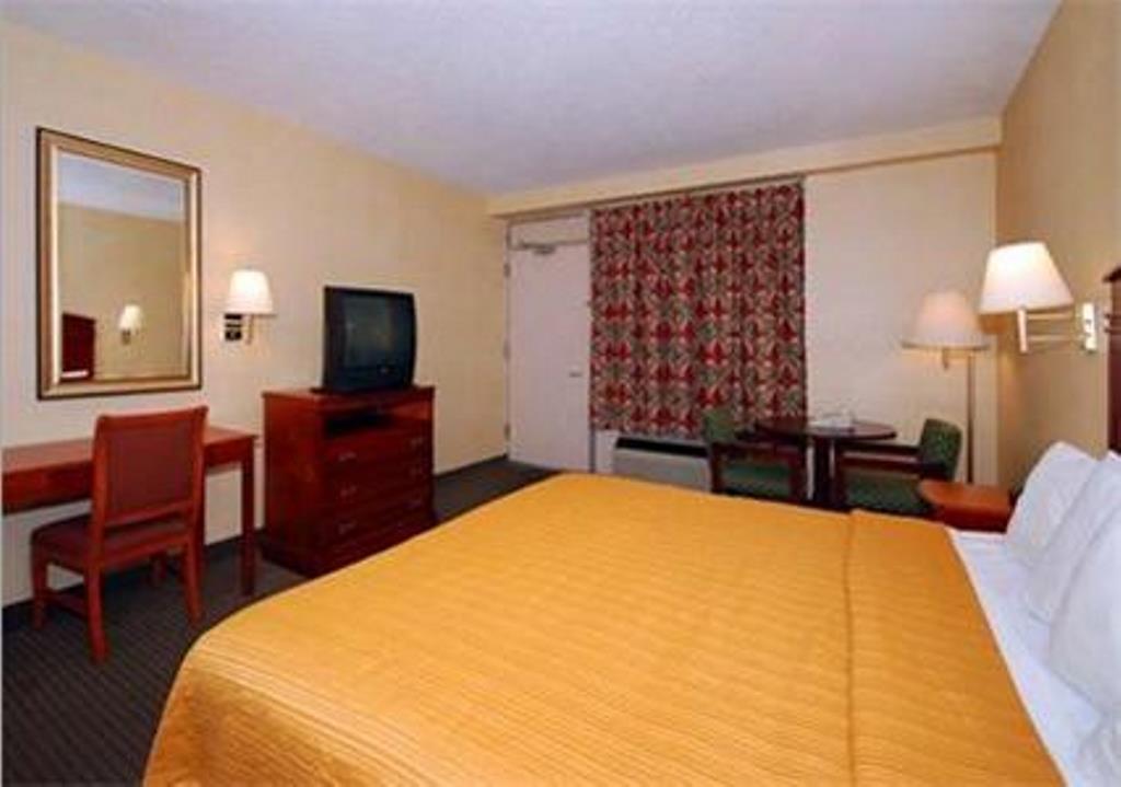 Фото Quality Inn Takoma Park