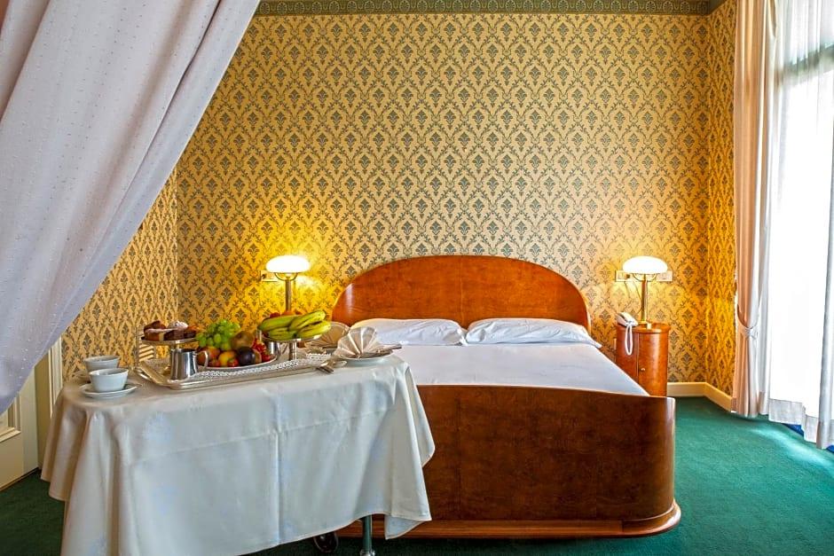 Фото Grand Hotel Astoria