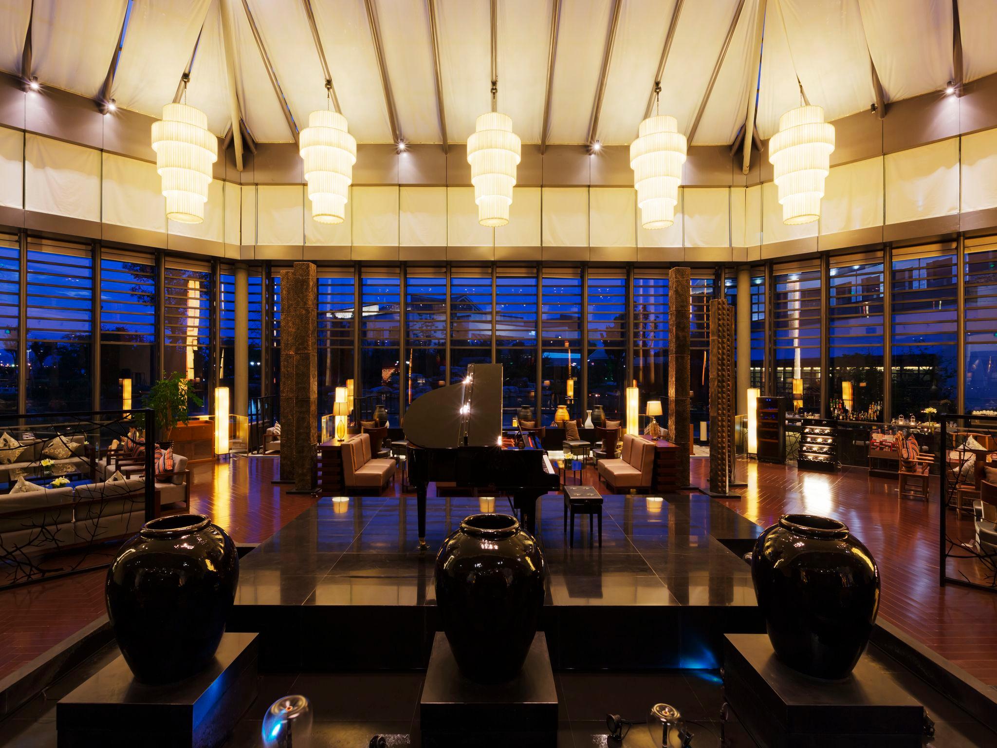 Фото Worldhotel Grand Dushulake Suzhou