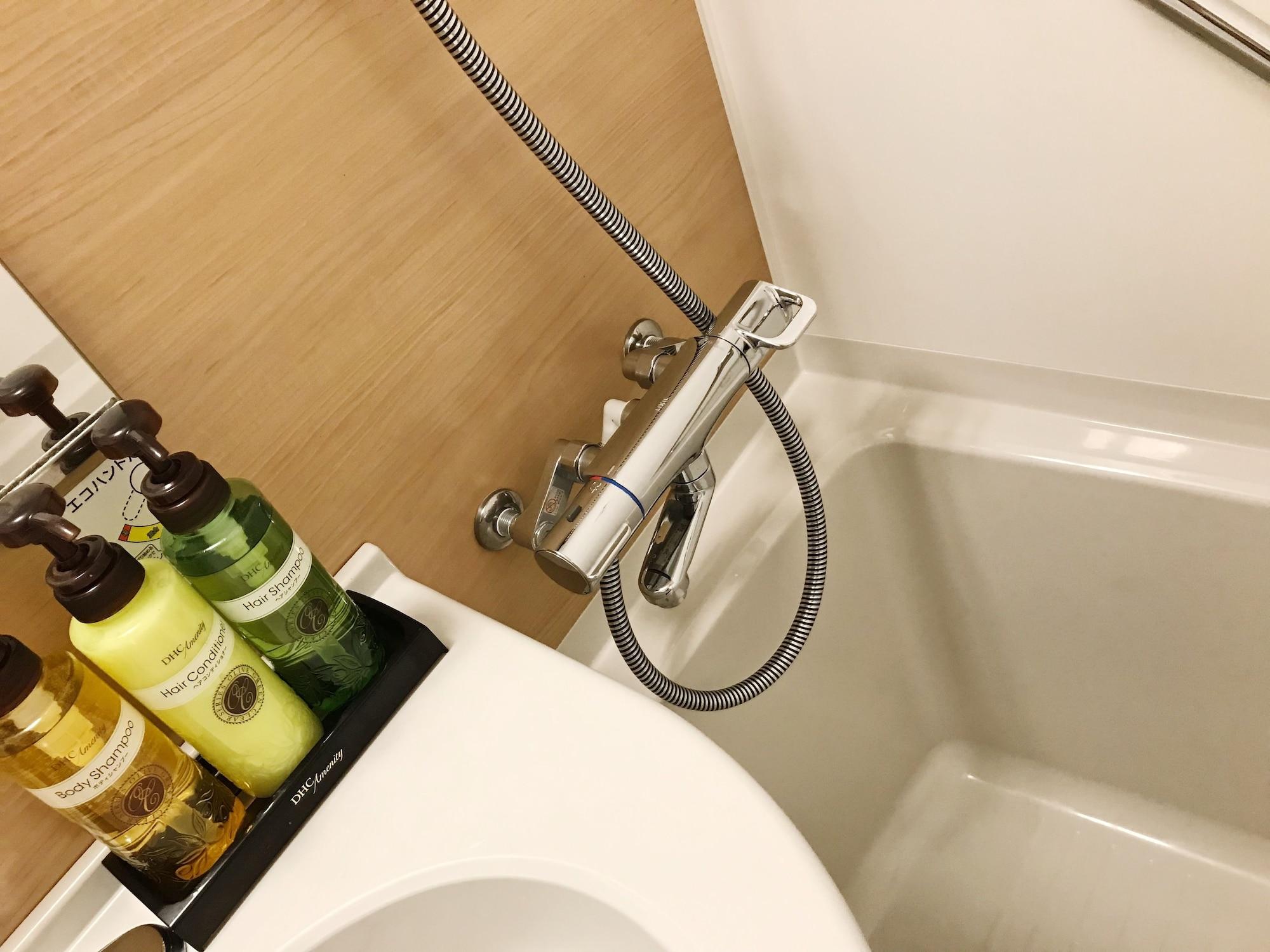 Фото Smile Hotel Shinagawa Sengakuji