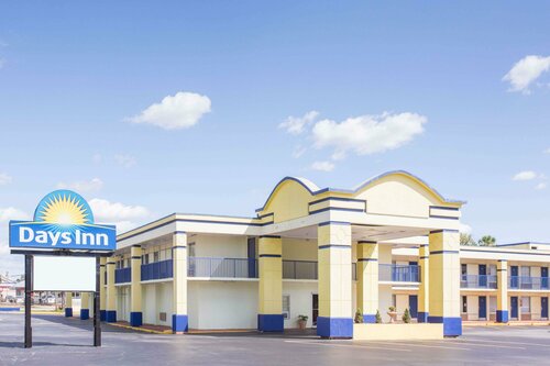 Гостиница La Casa Inn Albany Near Tifton Ga i 75 в Олбани