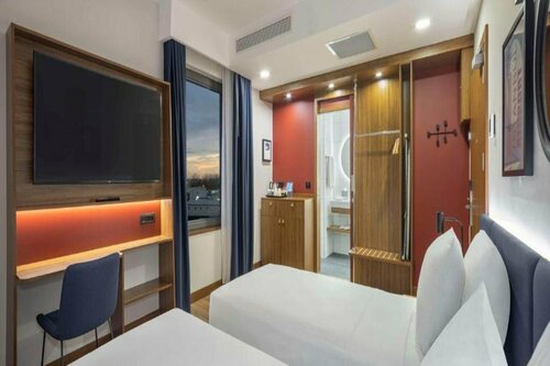 Гостиница Hampton by Hilton Istanbul Arnavutkoy в Арнавуткёе
